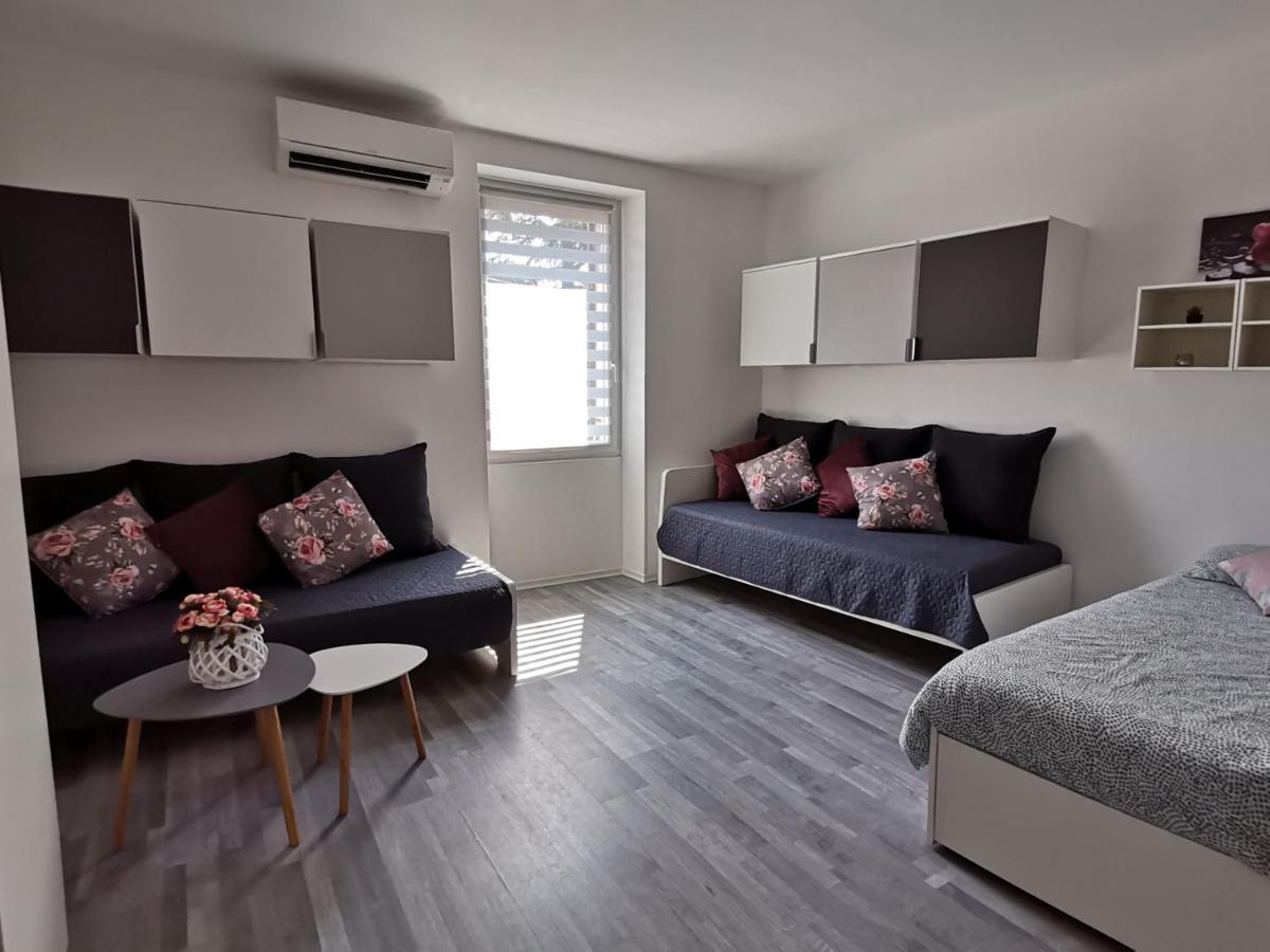 Sun Kissed Apartment Koper Luaran gambar